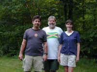 johnsbirthday John&Johnny & eileen.jpg (74421 bytes)